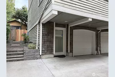 158 15th #B, Seattle, WA 98122 - Photo 22