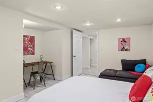 902 22nd Ave, Seattle, WA 98122 - Photo 20