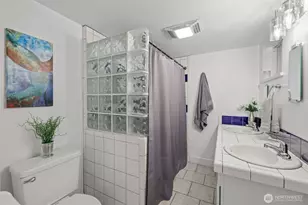 902 22nd Ave, Seattle, WA 98122 - Photo 18