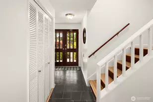 13730 SE 20th St, Bellevue, WA 98005 - Photo 14