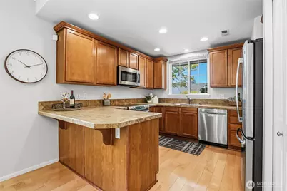 23844 NE 112th Circle #3, Redmond, WA 98053 - Photo 8