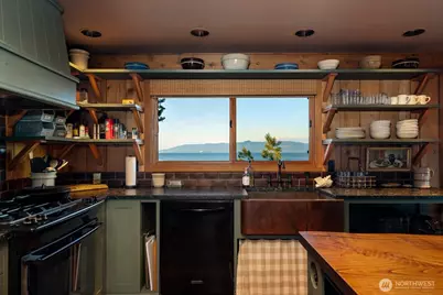 5837 Ambleside Loop, Anacortes, WA 98221 - Photo 28