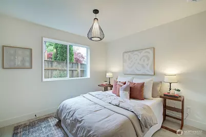 7912 34th Avenue SW #B, Seattle, WA 98126 - Photo 14