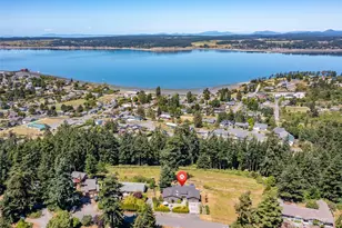 1045 NE Summit Loop, Coupeville, WA 98239 - Photo 2
