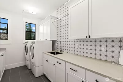 10668 SE 32nd Street, Bellevue, WA 98004 - Photo 34