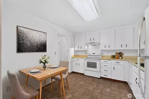 15305 19th Ave Ct E, Tacoma, WA 98445 - Photo 8