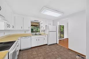 15305 19th Ave Ct E, Tacoma, WA 98445 - Photo 30