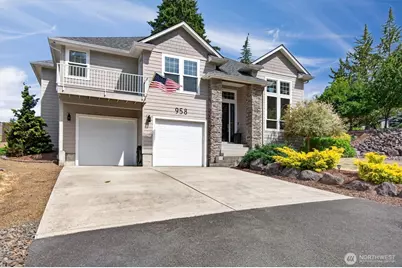 958 Cascade Drive, Longview, WA 98632 - Photo 1