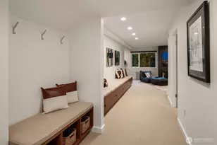 3908 NE 38th St, Seattle, WA 98105 - Photo 32
