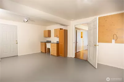 7023 Columbia Avenue, Clinton, WA 98236 - Photo 18