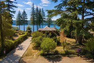516 1st St, Steilacoom, WA 98388 - Photo 2