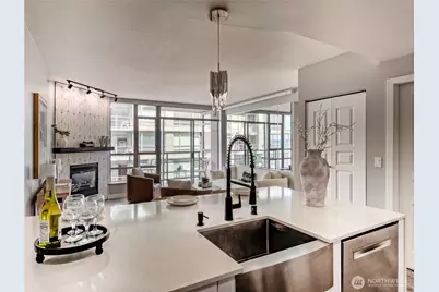 2929 1st Ave #816, Seattle, WA 98121 - Photo 6