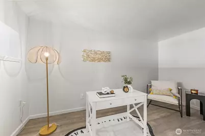 2400 8th Avenue N #1S, Seattle, WA 98109 - Photo 28