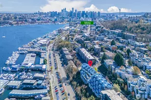 2400 8th Ave N, Seattle, WA 98109 - Photo 32