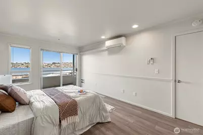 2400 8th Avenue N #1S, Seattle, WA 98109 - Photo 12