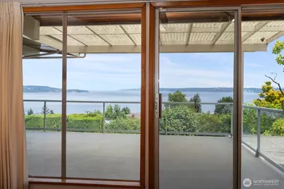 29852 Marine View Drive SW, Federal Way, WA 98023 - Photo 16
