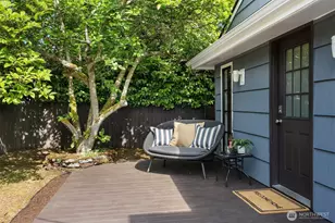 303 NW 117th St, Seattle, WA 98177 - Photo 2