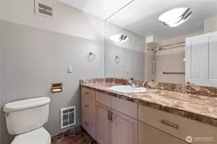 521 5th Ave W, Seattle, WA 98119 - Photo 24