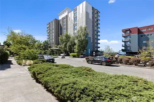 521 5th Ave W, Seattle, WA 98119 - Photo 2