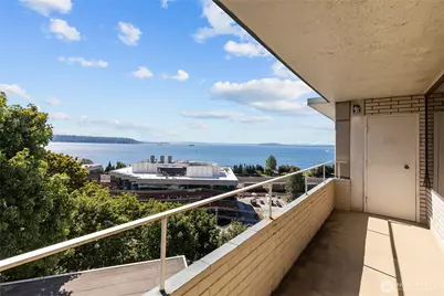 521 5th Avenue W #401, Seattle, WA 98119 - Photo 32
