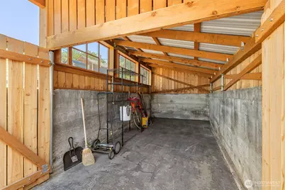914 McKenzie Avenue, Bremerton, WA 98337 - Photo 24