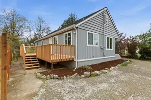 400 1/2 22 Ave Ct, Milton, WA 98354 - Photo 2