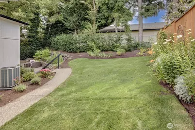 5906 111th Place NE, Kirkland, WA 98033 - Photo 38