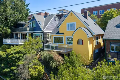 5006 Greenwood Avenue N, Seattle, WA 98103 - Photo 1