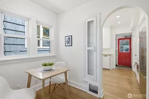 5006 Greenwood Ave N, Seattle, WA 98103 - Photo 16