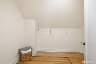 5006 Greenwood Ave N, Seattle, WA 98103 - Photo 32