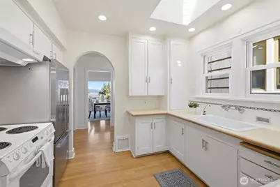 5006 Greenwood Avenue N, Seattle, WA 98103 - Photo 18