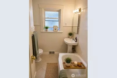 5426 Green Lake Way N, Seattle, WA 98103 - Photo 8