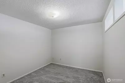 335 Heather Road #202, Everett, WA 98203 - Photo 16