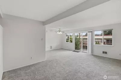 335 Heather Road #202, Everett, WA 98203 - Photo 12