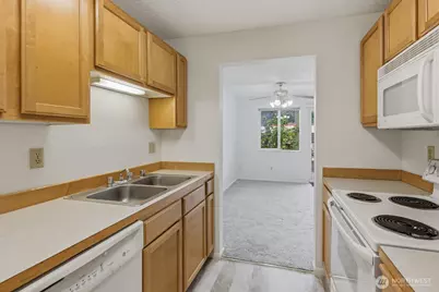 335 Heather Road #202, Everett, WA 98203 - Photo 24