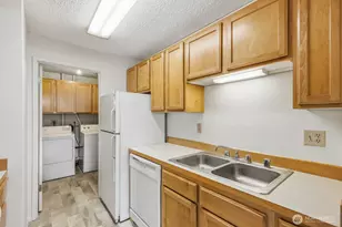 335 Heather Rd, Everett, WA 98203 - Photo 20