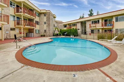 335 Heather Road #202, Everett, WA 98203 - Photo 1