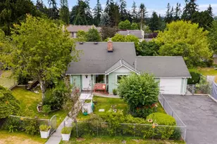 2430 197th Pl SW, Lynnwood, WA 98036 - Photo 1