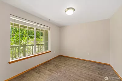 12305 523rd Street E, Eatonville, WA 98328 - Photo 4