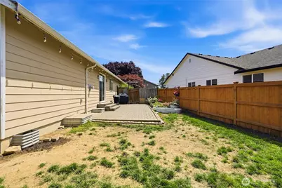 10708 59th Avenue NE, Marysville, WA 98270 - Photo 28