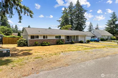 808 117th Street S, Tacoma, WA 98444 - Photo 2