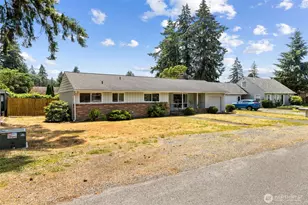808 117th St S, Tacoma, WA 98444 - Photo 2