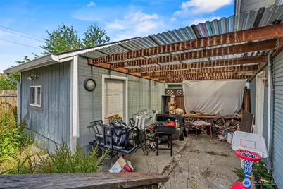 1307 S Sixth Avenue, Kelso, WA 98626 - Photo 10