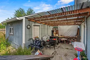 1307 S 6th Ave, Kelso, WA 98626 - Photo 10