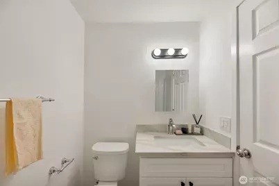 6325 S Eddy Court, Seattle, WA 98118 - Photo 24