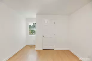 6325 S Eddy Ct, Seattle, WA 98118 - Photo 22