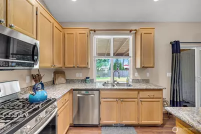 1112 131st Street Ct E, Tacoma, WA 98445 - Photo 12