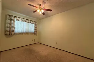 1415 E 55th St, Tacoma, WA 98404 - Photo 10