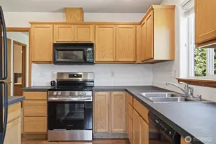 323 Wilson Ln, Sumas, WA 98295 - Photo 12