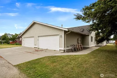 208 Noble Street, Sumas, WA 98295 - Photo 28